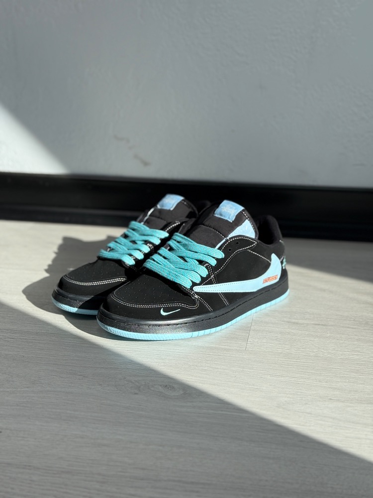 ترویس استاسی stussy مشکی نایک آبی