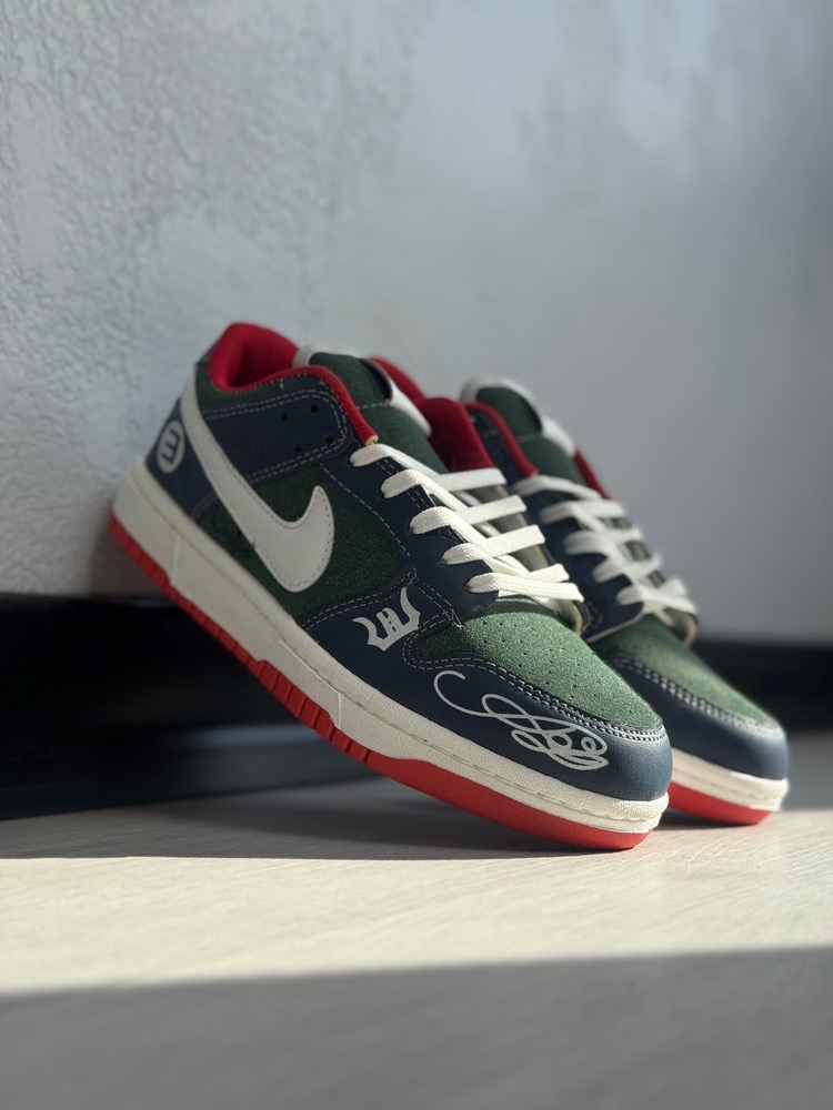جردن SB DUNK امینم