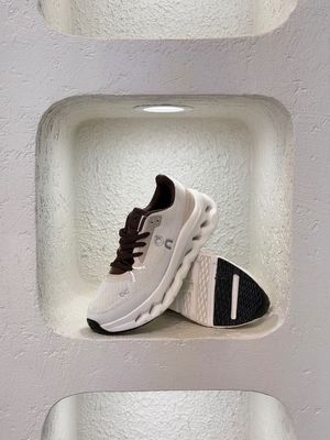 آن رانینگ موکا on running
