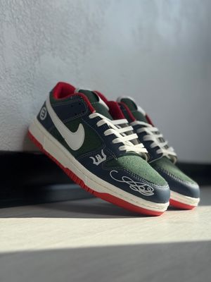 جردن SB DUNK امینم