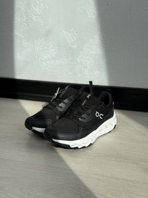 on running مشکی زیره سفید